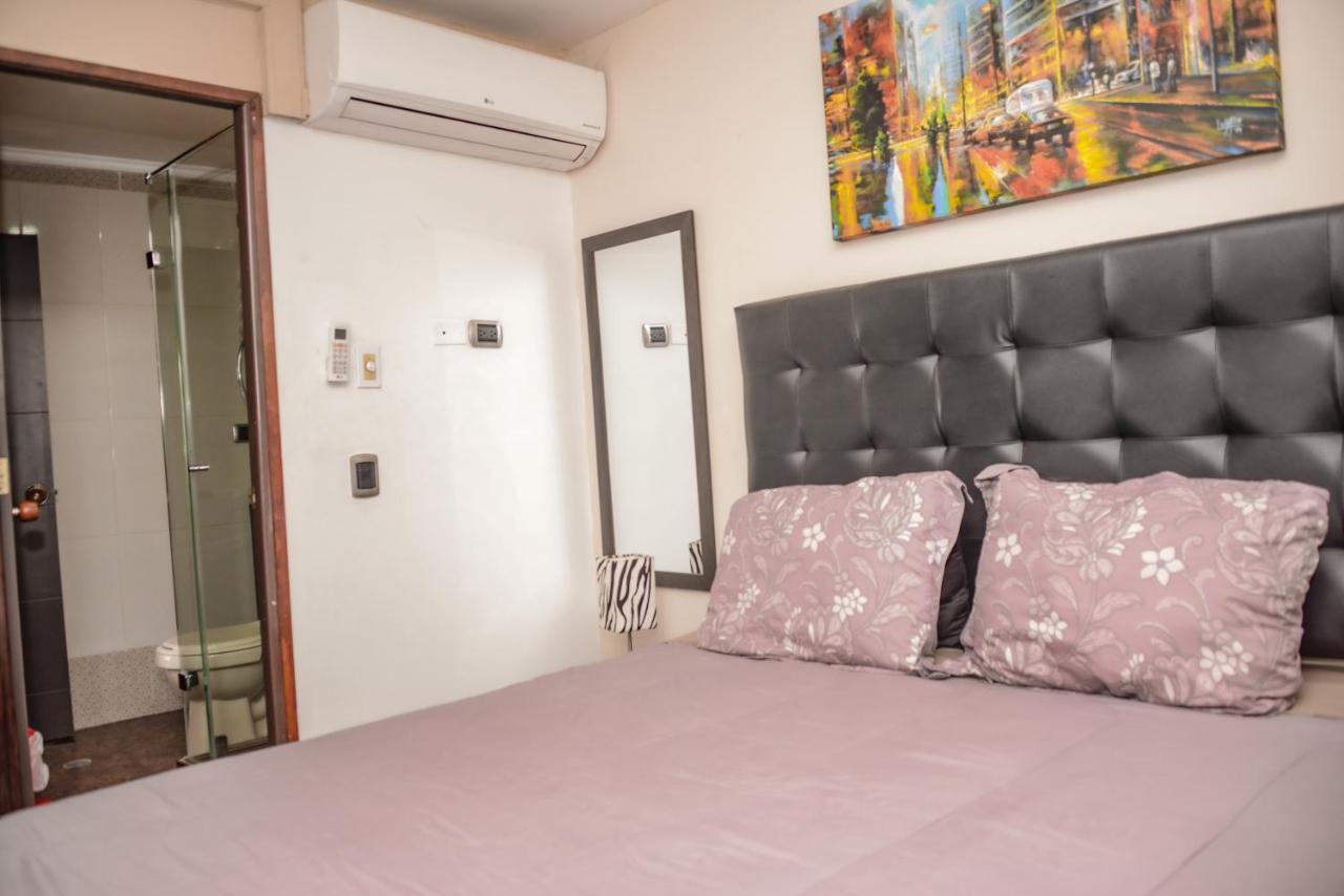Calle 10 Suites Medellín Esterno foto