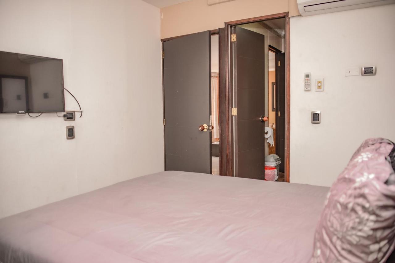 Calle 10 Suites Medellín Esterno foto