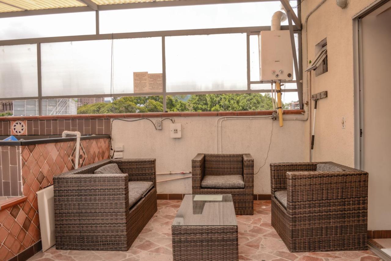 Calle 10 Suites Medellín Esterno foto